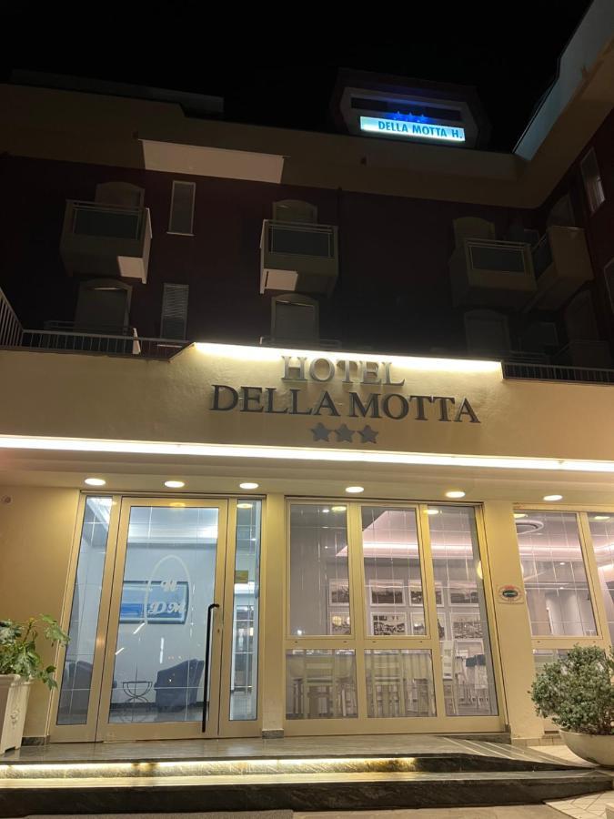 Hotel Della Motta Белариа-Игеа Марина Екстериор снимка