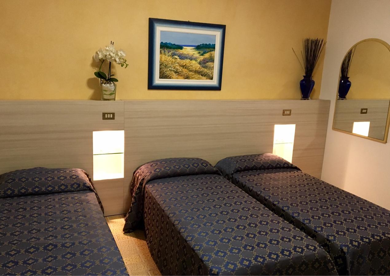 Hotel Della Motta Белариа-Игеа Марина Екстериор снимка