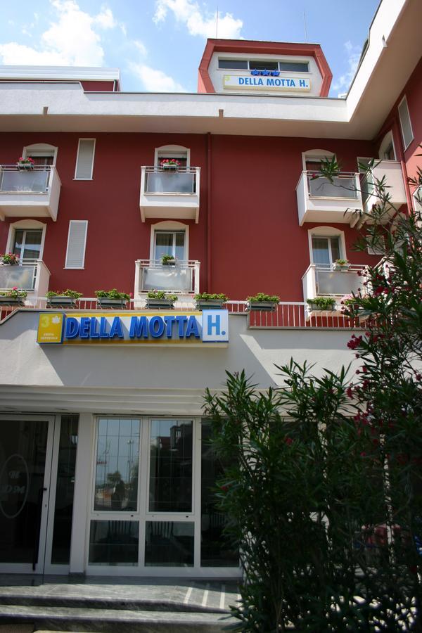 Hotel Della Motta Белариа-Игеа Марина Екстериор снимка