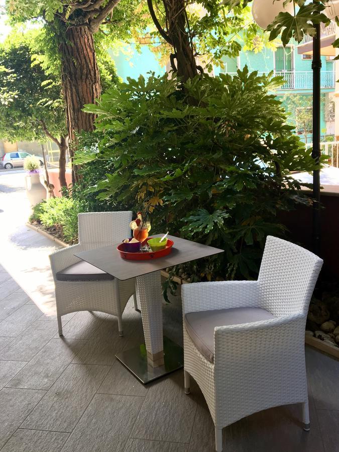 Hotel Della Motta Белариа-Игеа Марина Екстериор снимка