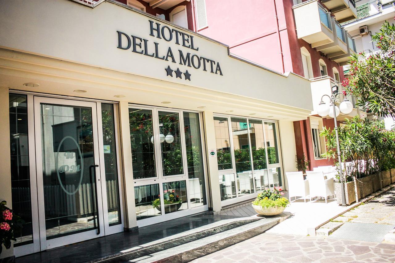 Hotel Della Motta Белариа-Игеа Марина Екстериор снимка