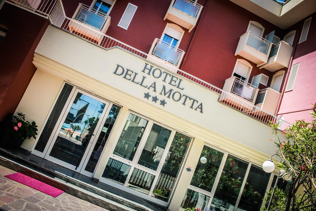 Hotel Della Motta Белариа-Игеа Марина Екстериор снимка