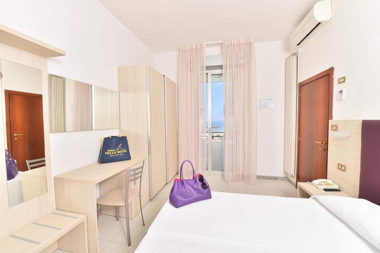 Hotel Della Motta Белариа-Игеа Марина Екстериор снимка