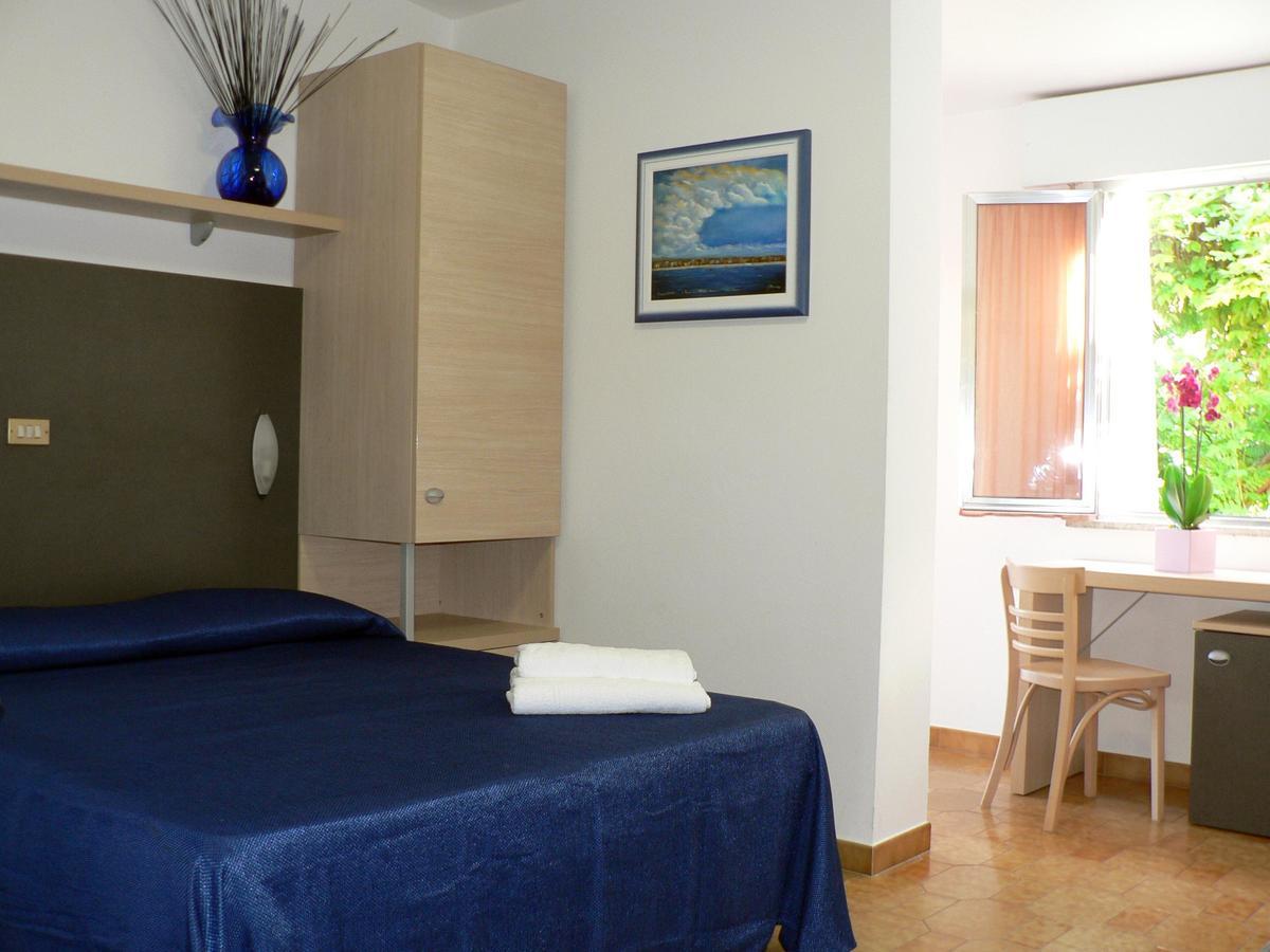 Hotel Della Motta Белариа-Игеа Марина Екстериор снимка