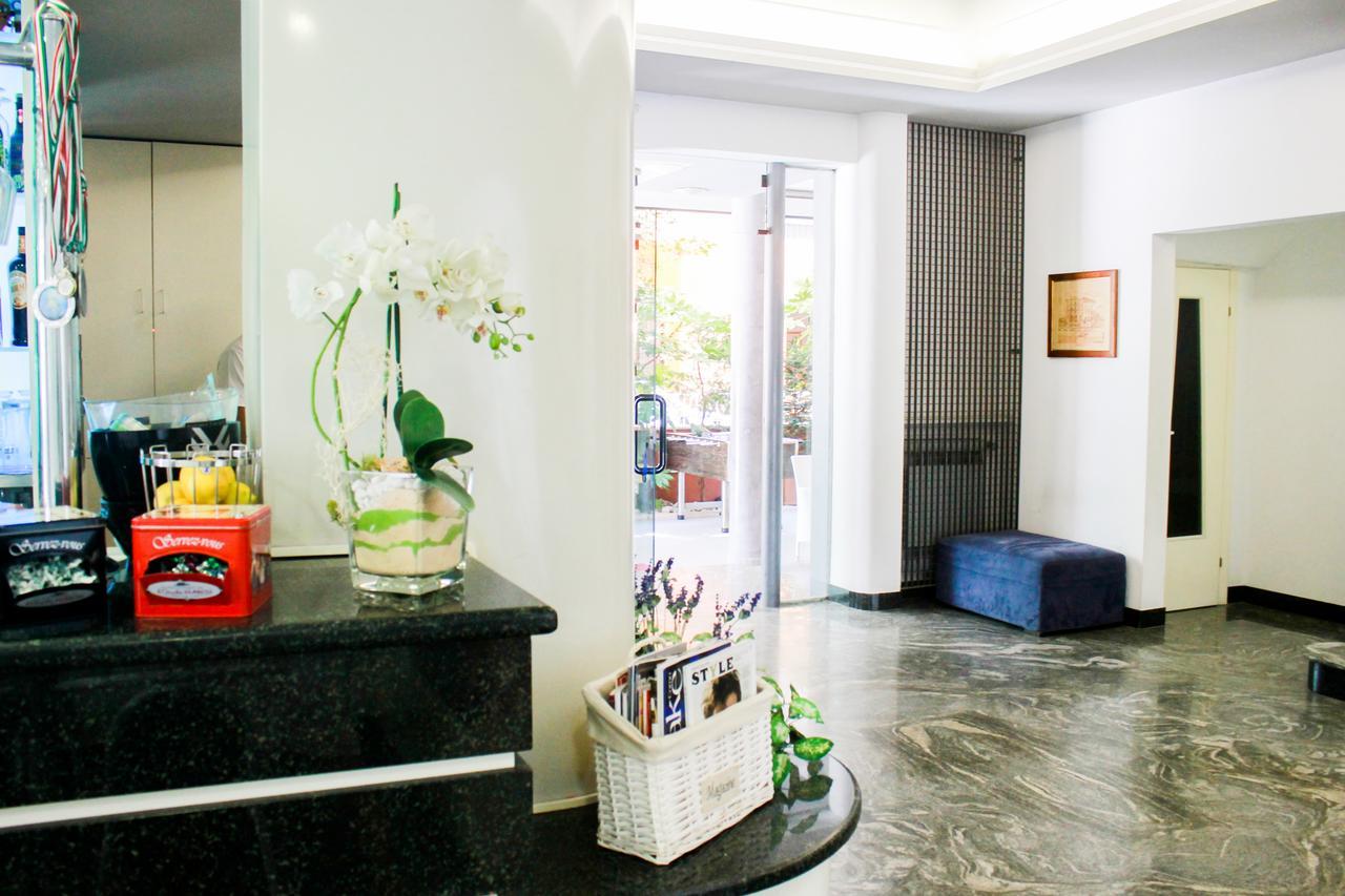 Hotel Della Motta Белариа-Игеа Марина Екстериор снимка